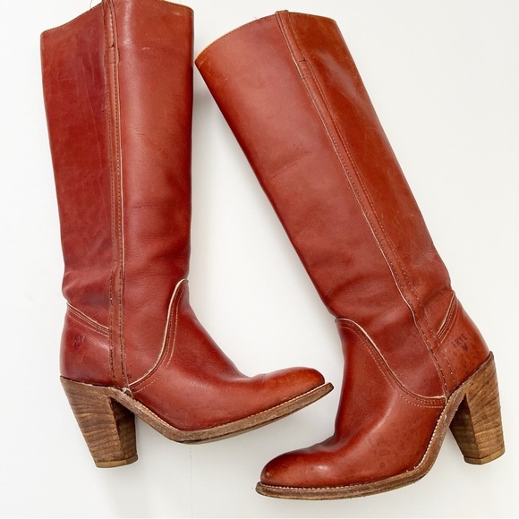 Frye Shoes - Vintage Redwood Mahogany Red Leather Tall Heeled Boot Size 5.5